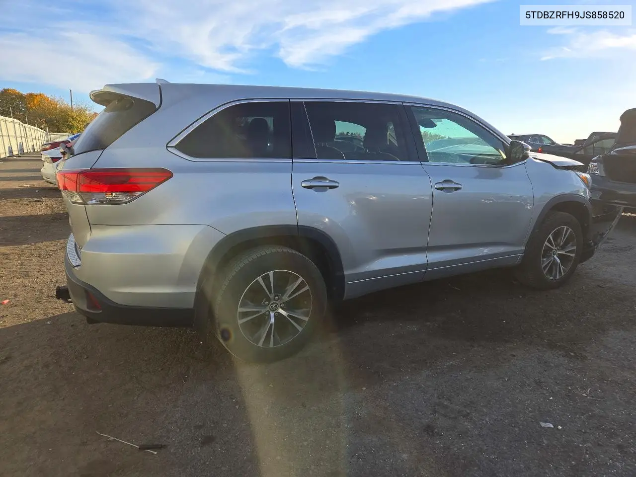 2018 TOYOTA HIGHLANDER VIN 5TDBZRFH9JS858520 — фото 3