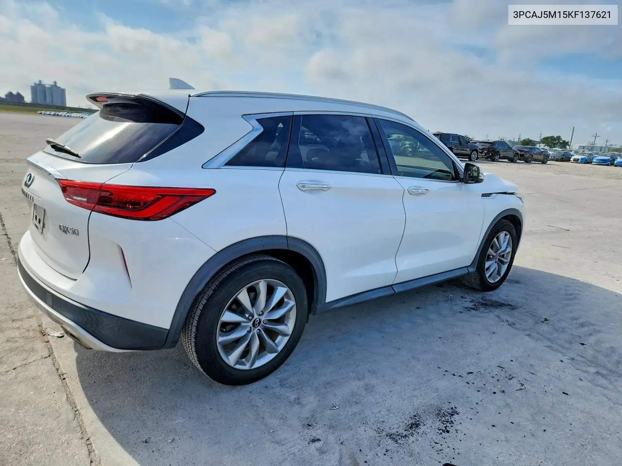 2019 INFINITI QX50 VIN 3PCAJ5M15KF137621 — фото 3