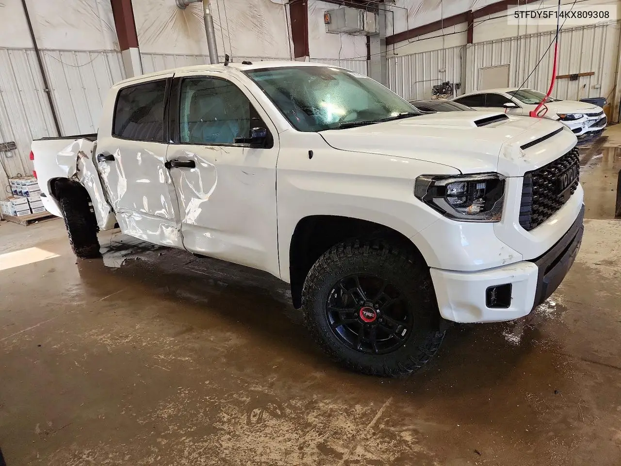 2019 TOYOTA TUNDRA VIN 5TFDY5F14KX809308 — фото 4