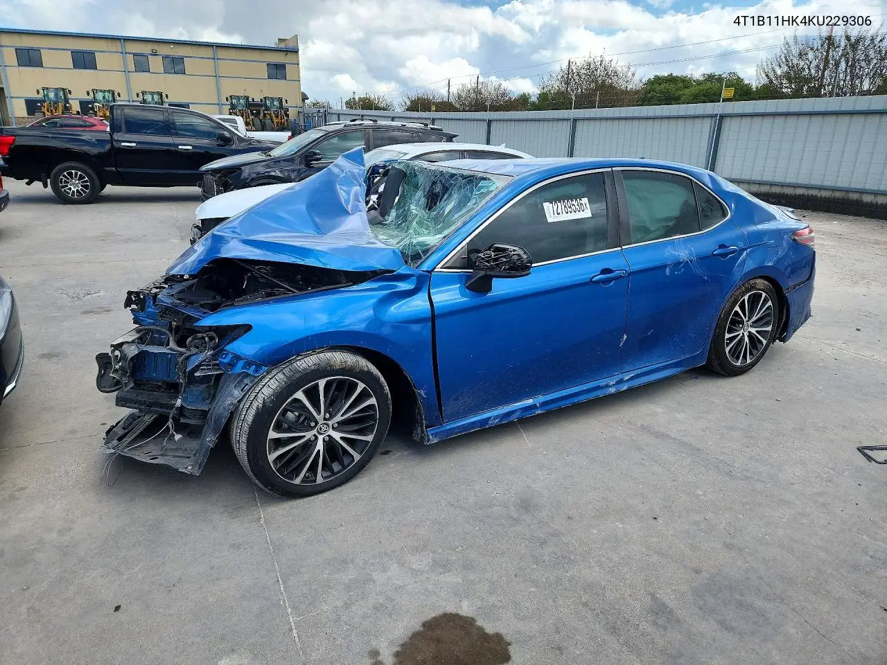 TOYOTA CAMRY 2019, VIN 4T1B11HK4KU229306