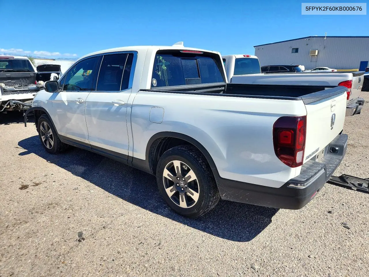2019 HONDA RIDGELINE VIN 5FPYK2F60KB000676 — фото 2