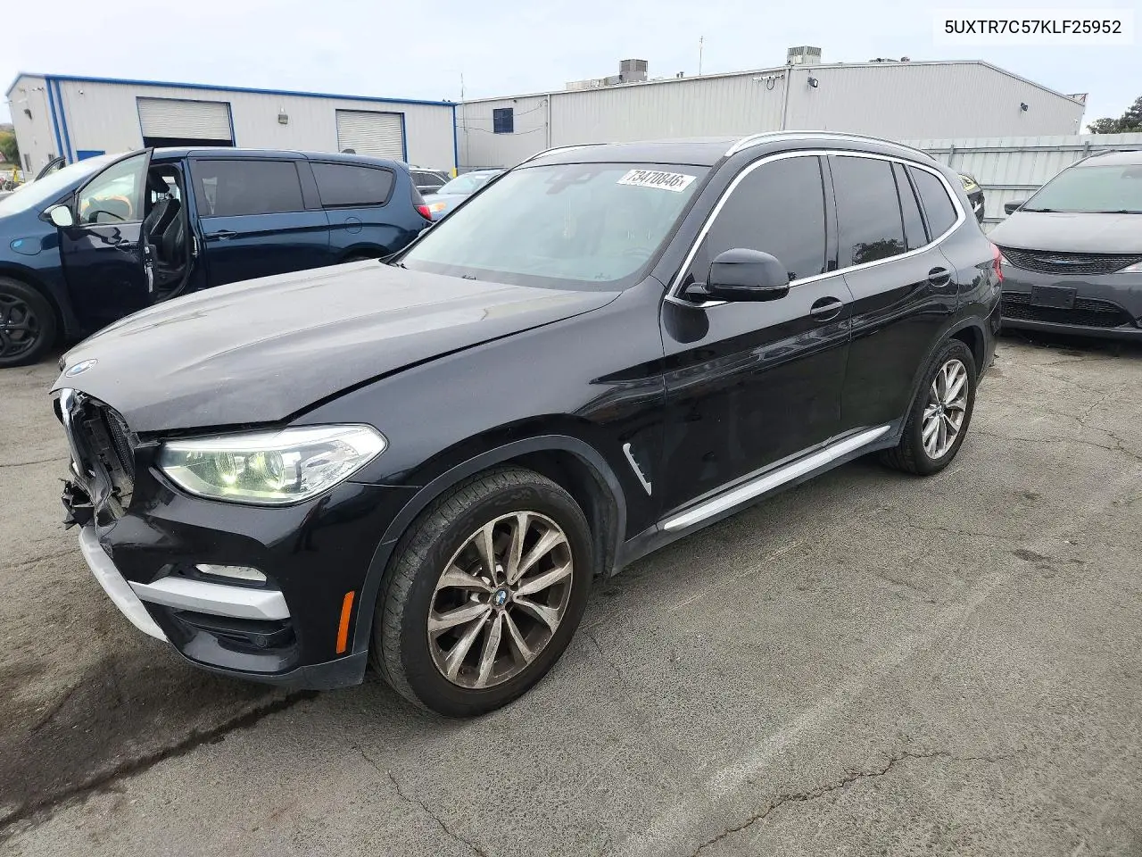 BMW X3 2019, VIN 5UXTR7C57KLF25952