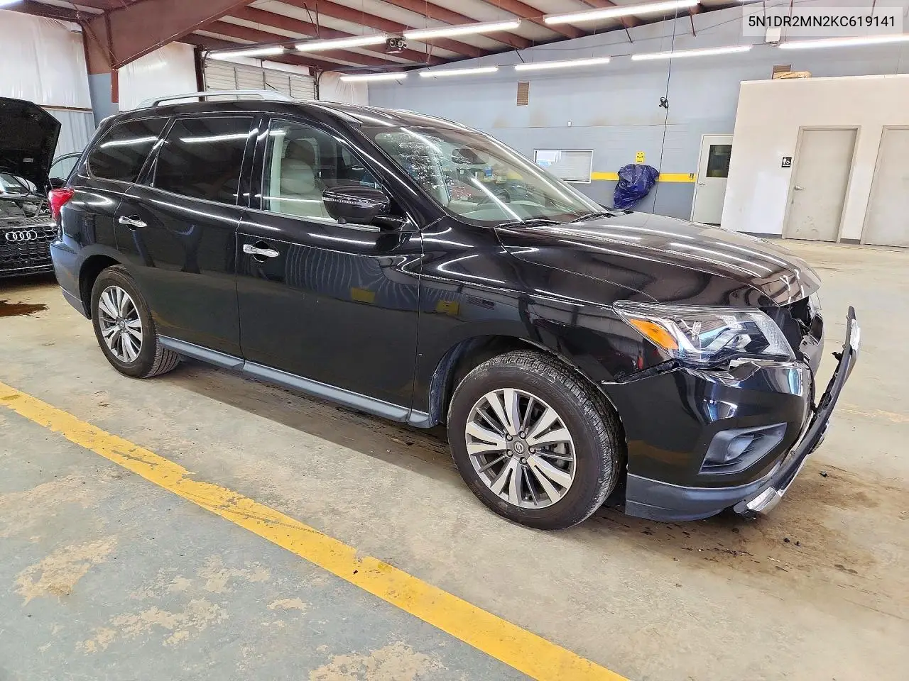 2019 NISSAN PATHFINDER VIN 5N1DR2MN2KC619141 — фото 4