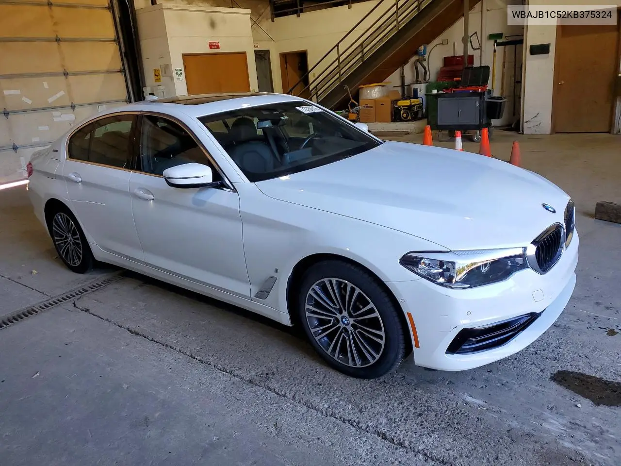 2019 BMW 5ER VIN WBAJB1C52KB375324 — фото 4