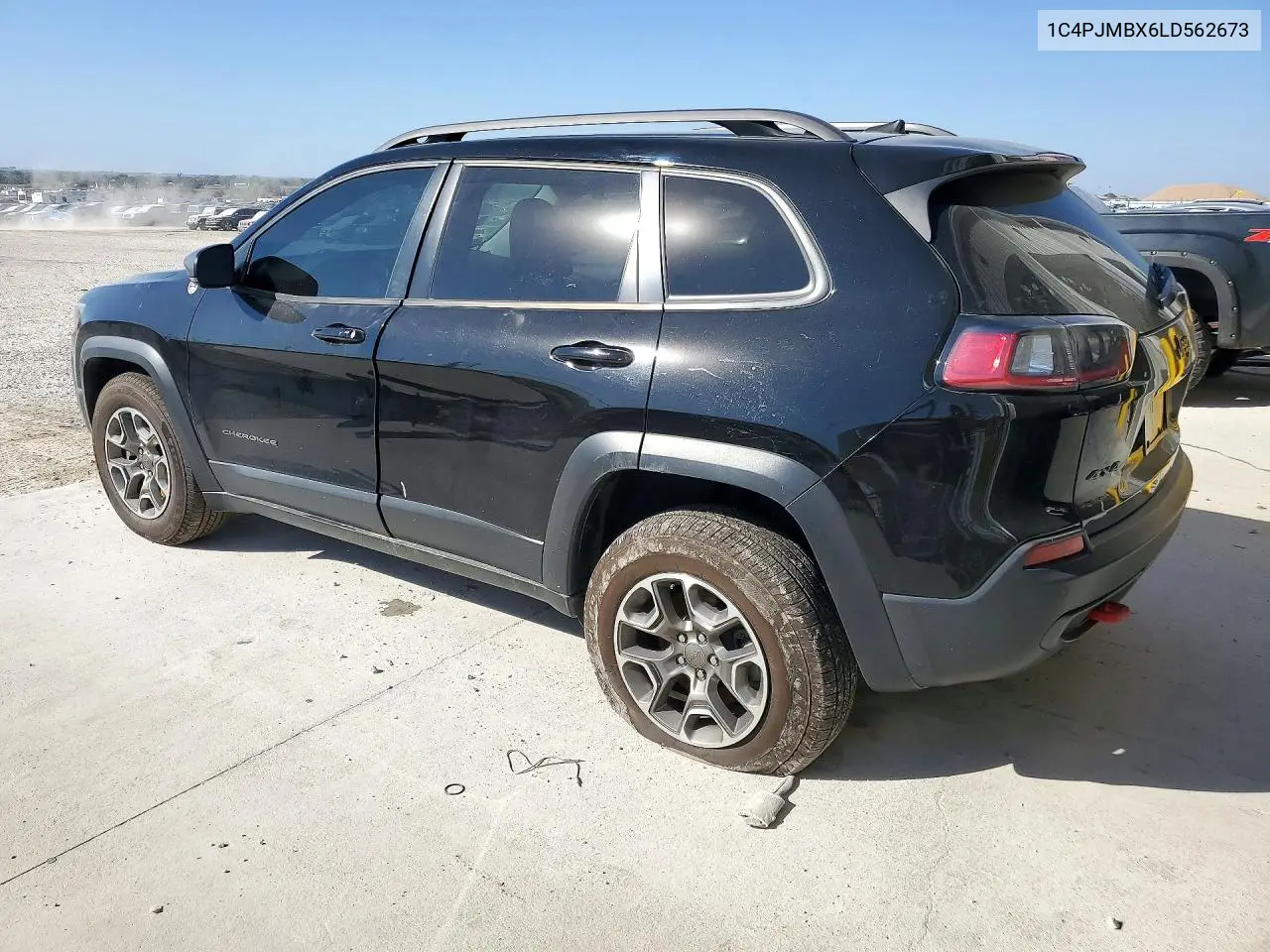 2020 JEEP CHEROKEE VIN 1C4PJMBX6LD562673 — фото 2