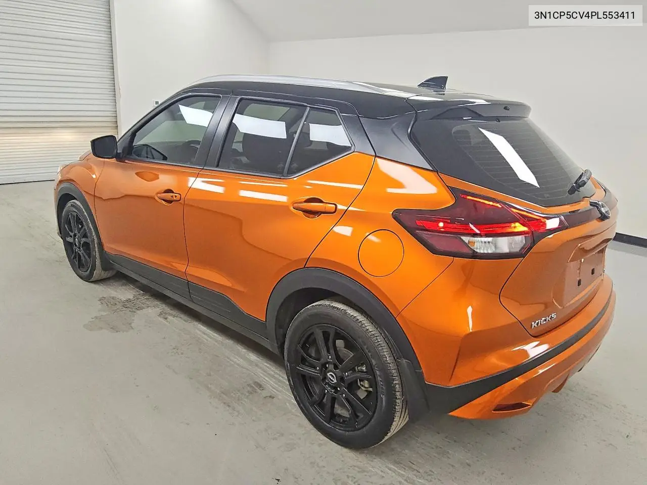 2023 NISSAN KICKS VIN 3N1CP5CV4PL553411 — фото 2