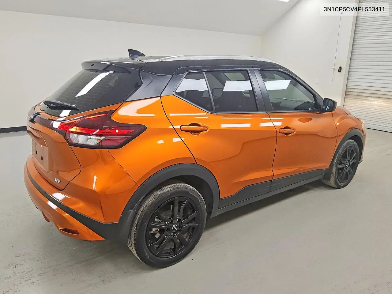 2023 NISSAN KICKS VIN 3N1CP5CV4PL553411 — фото 3