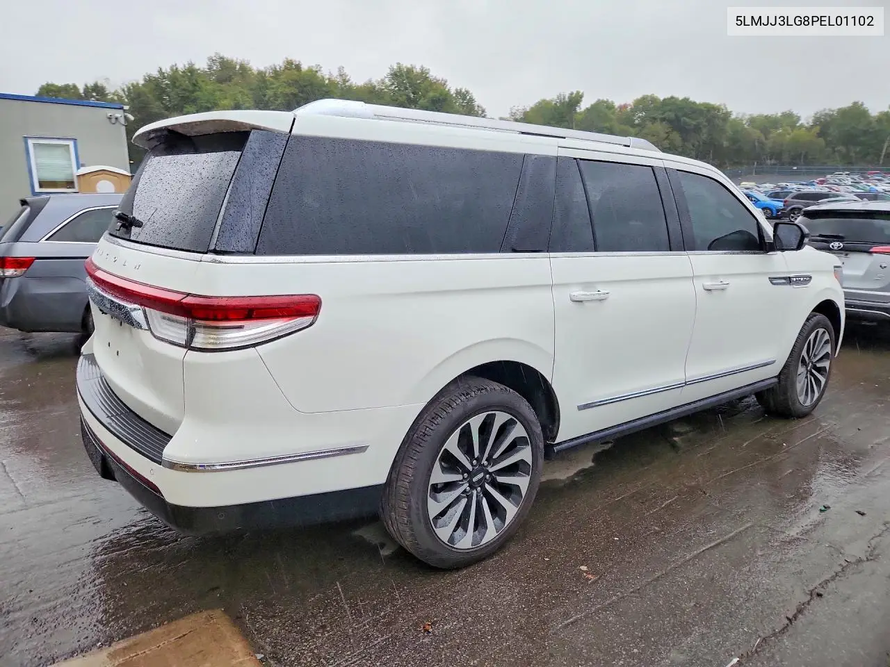 2023 LINCOLN NAVIGATOR VIN 5LMJJ3LG8PEL01102 — фото 3