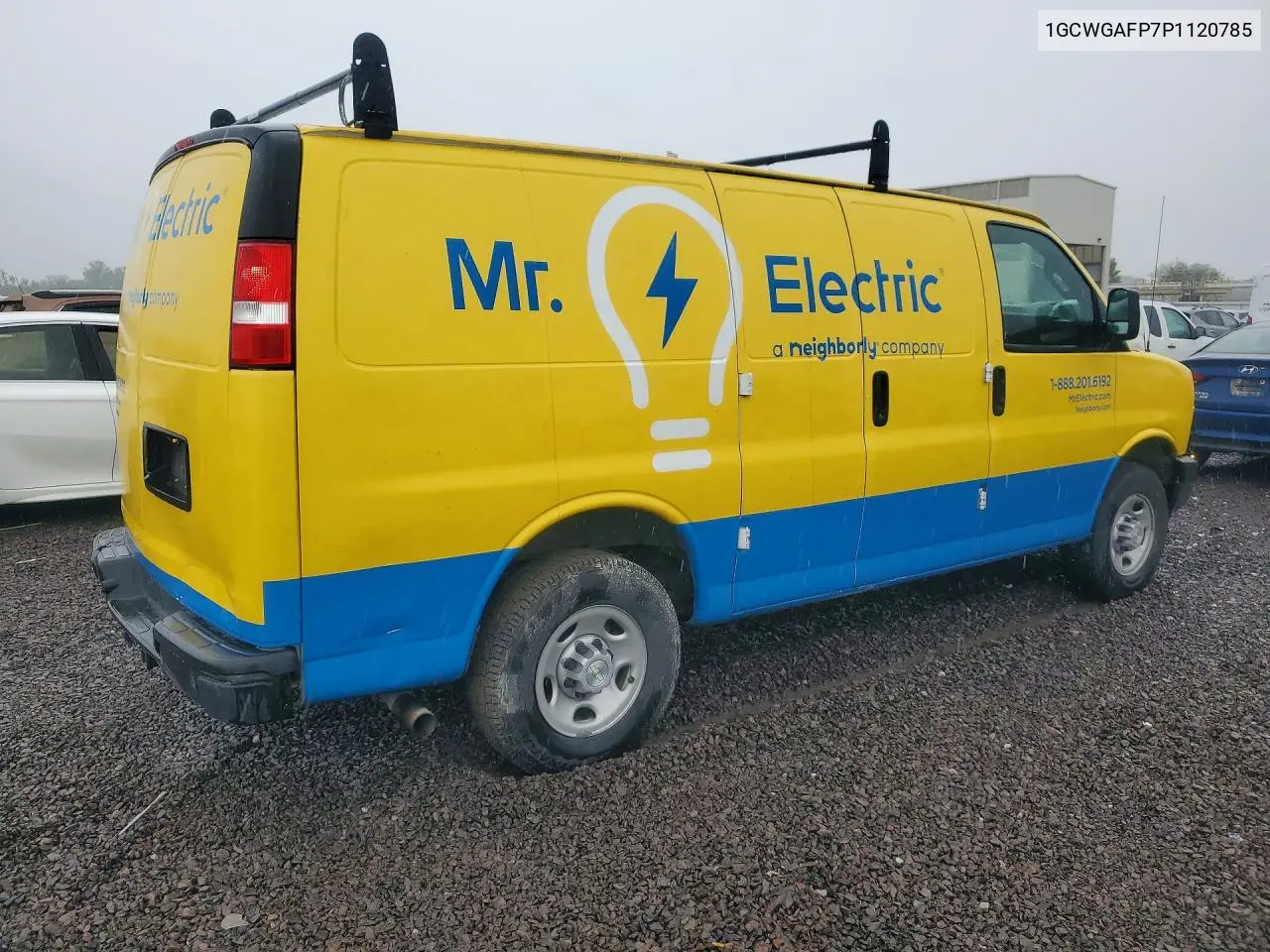 2023 CHEVROLET EXPRESS VIN 1GCWGAFP7P1120785 — фото 3
