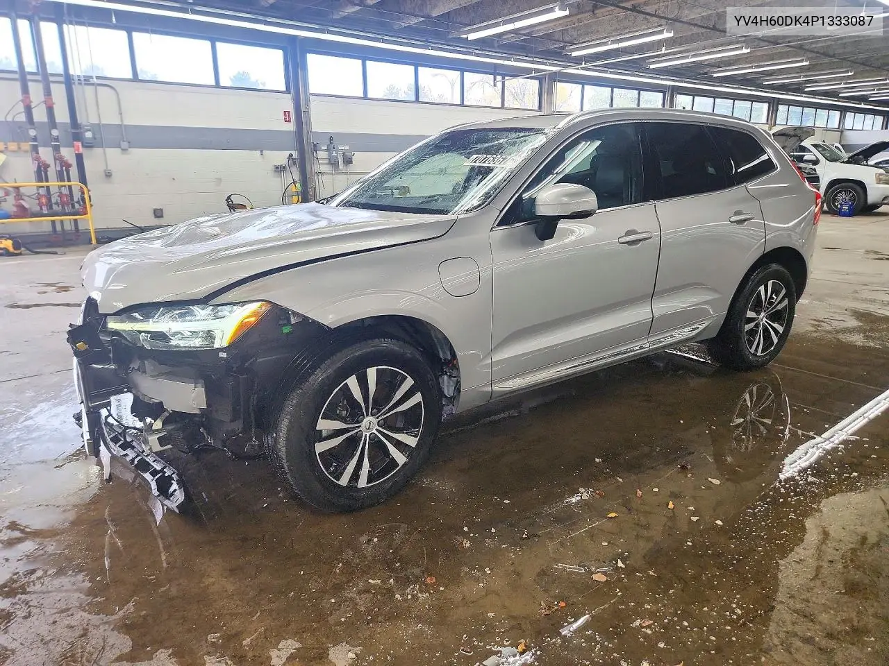 VOLVO XC60 2023, VIN YV4H60DK4P1333087