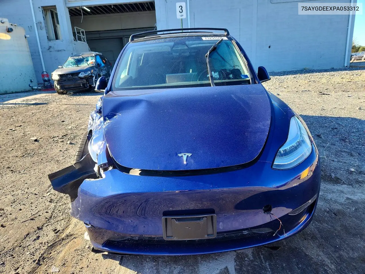 2023 TESLA MODEL Y VIN 7SAYGDEEXPA053312 — фото 5