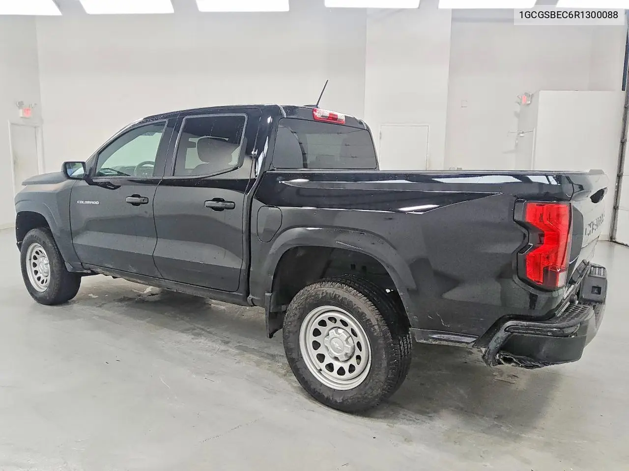 2024 CHEVROLET COLORADO VIN 1GCGSBEC6R1300088 — фото 2