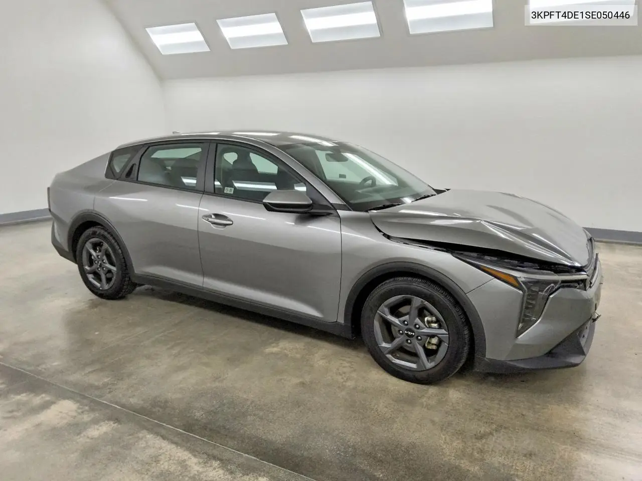 2025 KIA K4 VIN 3KPFT4DE1SE050446 — фото 4