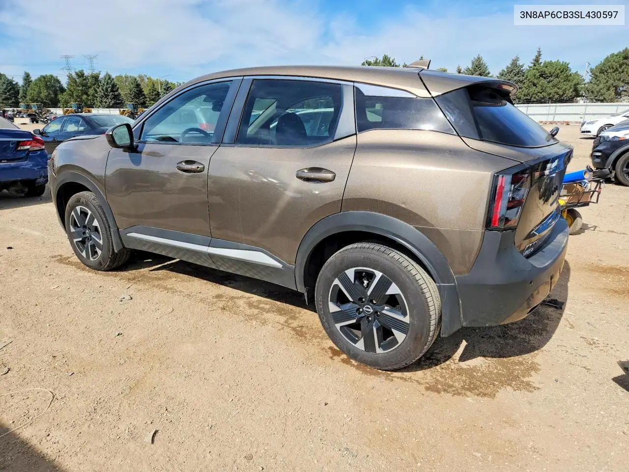 2025 NISSAN KICKS VIN 3N8AP6CB3SL430597 — фото 2