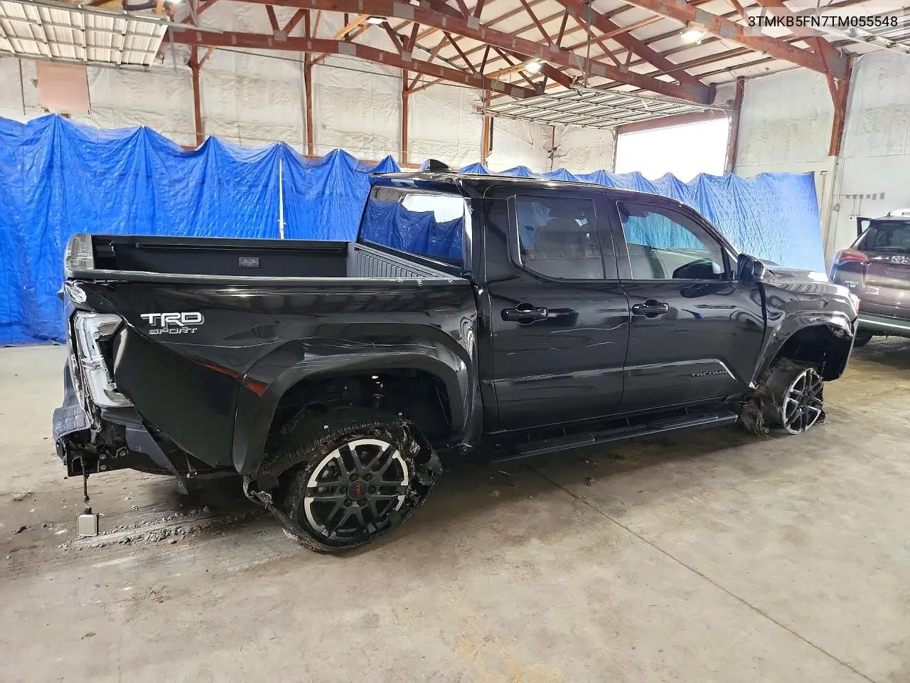 2026 TOYOTA TACOMA VIN 3TMKB5FN7TM055548 — фото 3