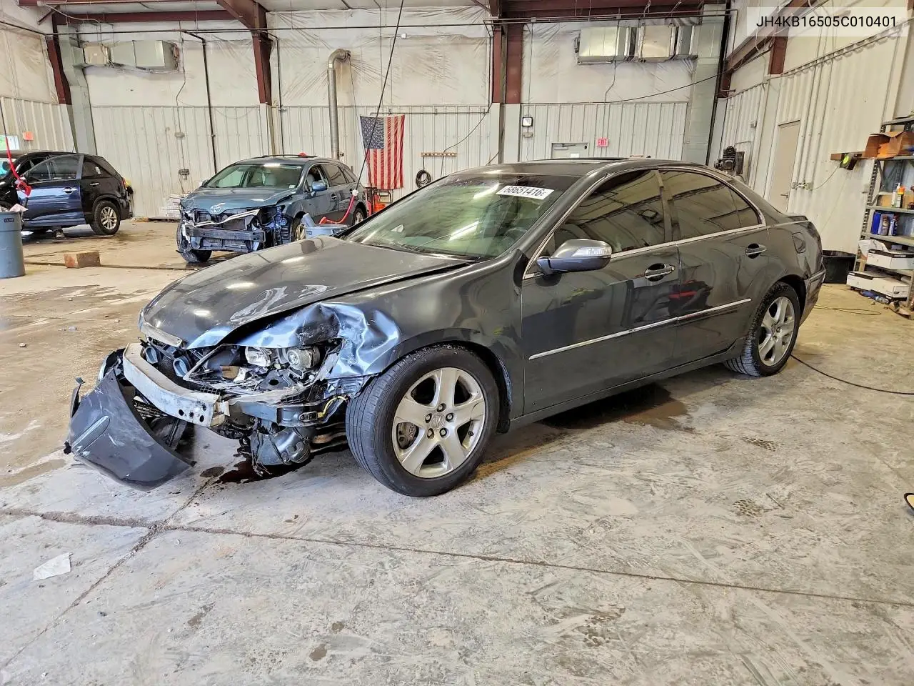 ACURA RL 2005, VIN JH4KB16505C010401