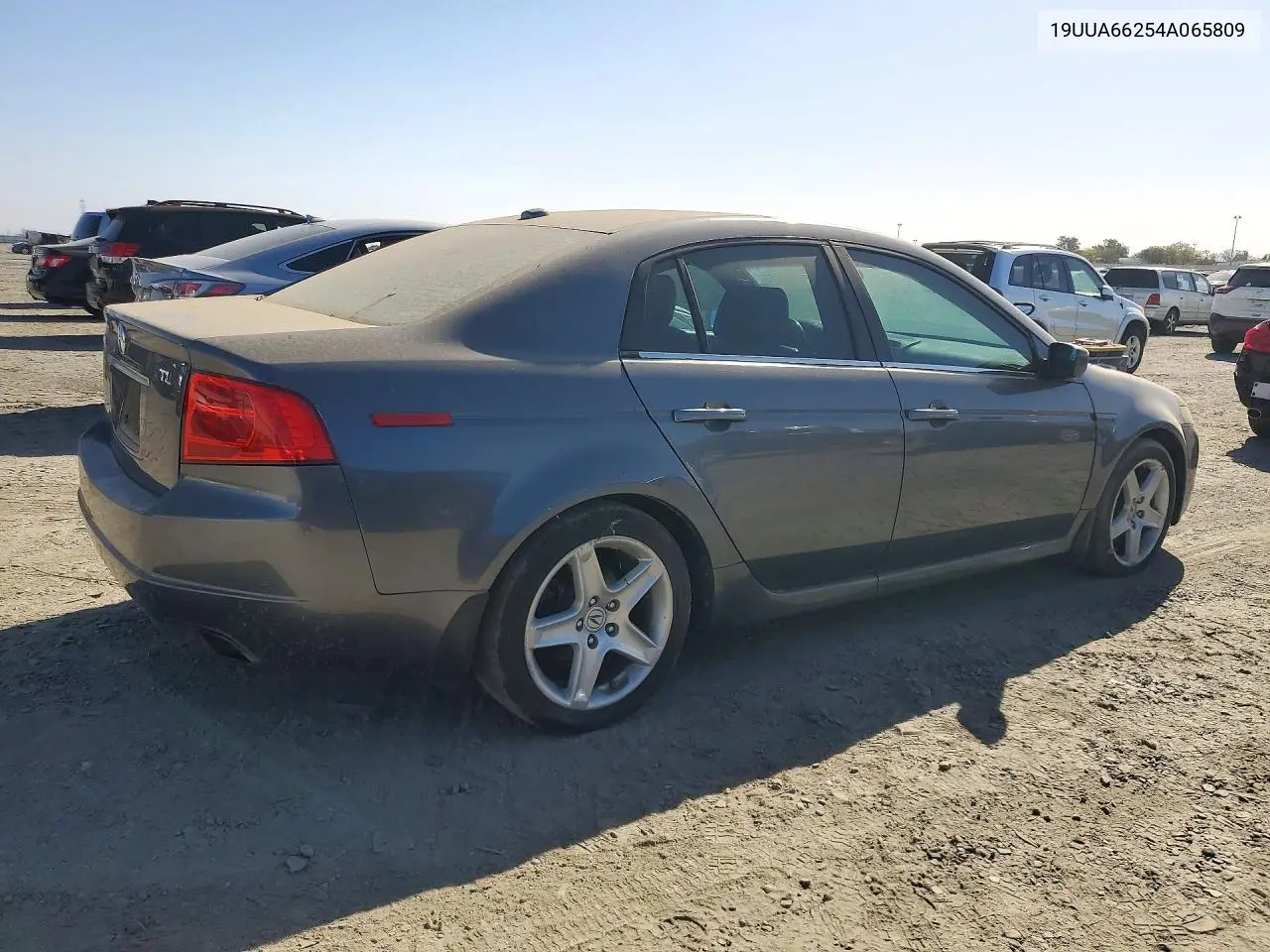 2004 ACURA TL VIN 19UUA66254A065809 — фото 3