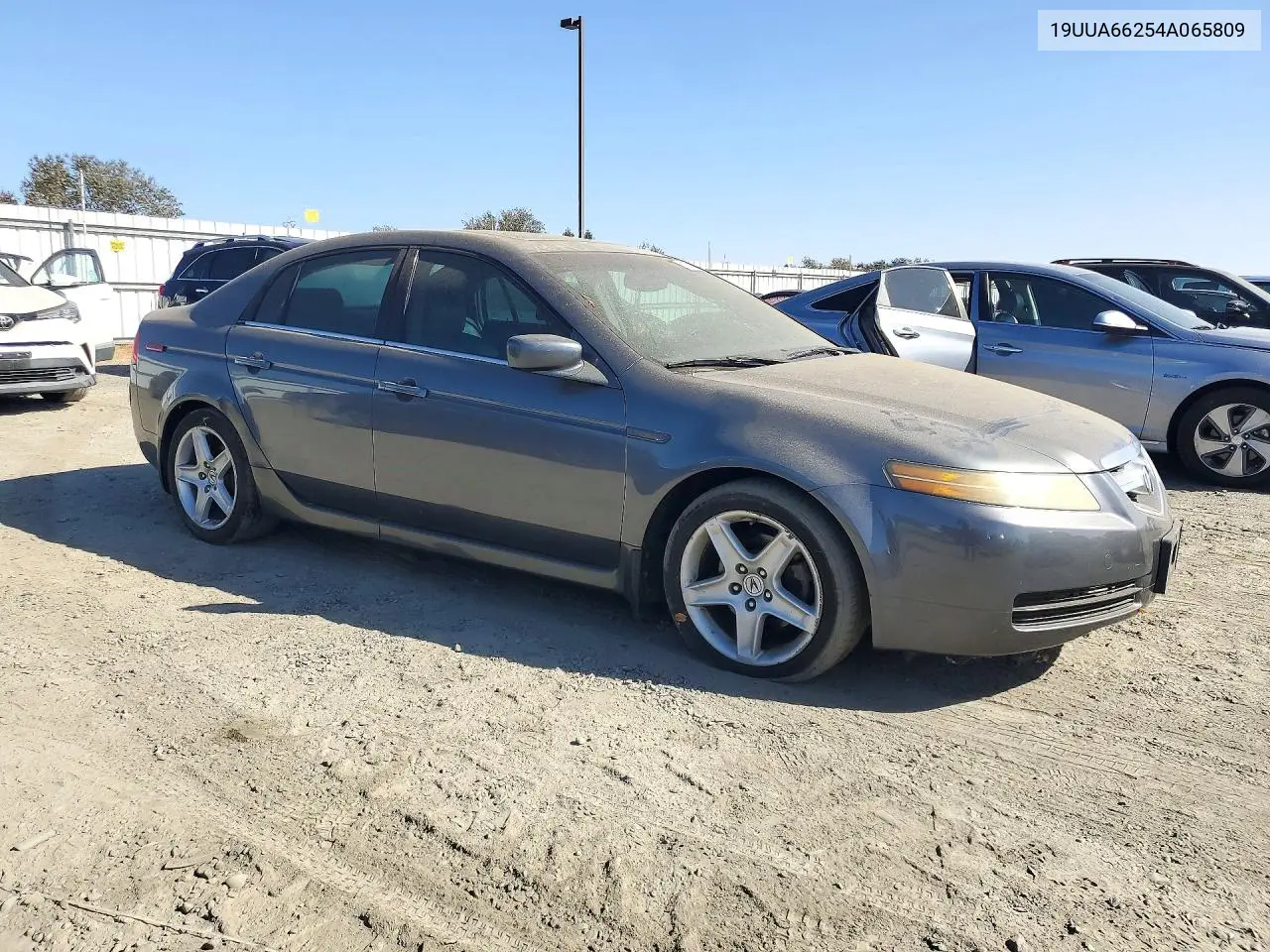 2004 ACURA TL VIN 19UUA66254A065809 — фото 4