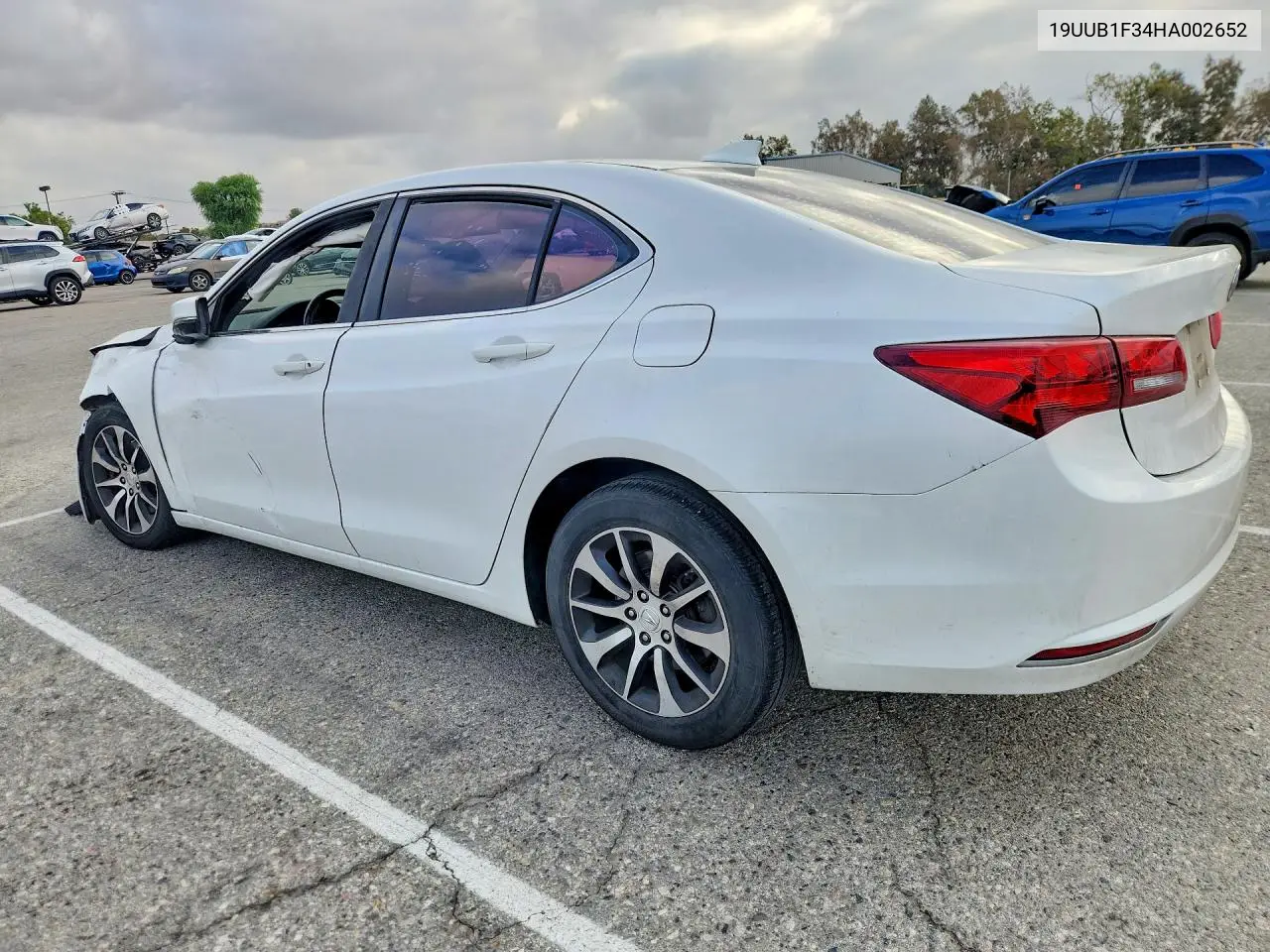 2017 ACURA TLX VIN 19UUB1F34HA002652 — фото 2