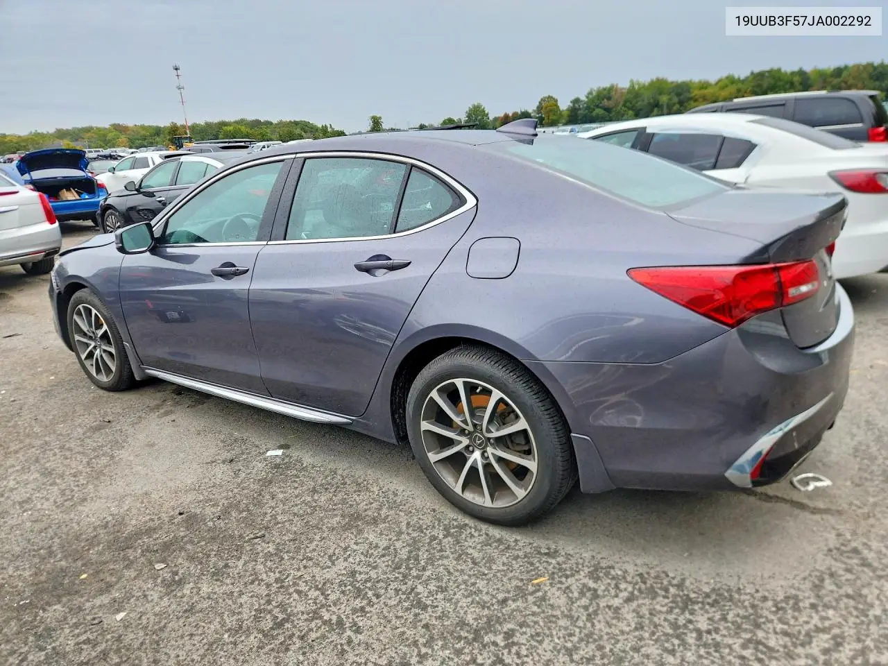 2018 ACURA TLX VIN 19UUB3F57JA002292 — фото 2