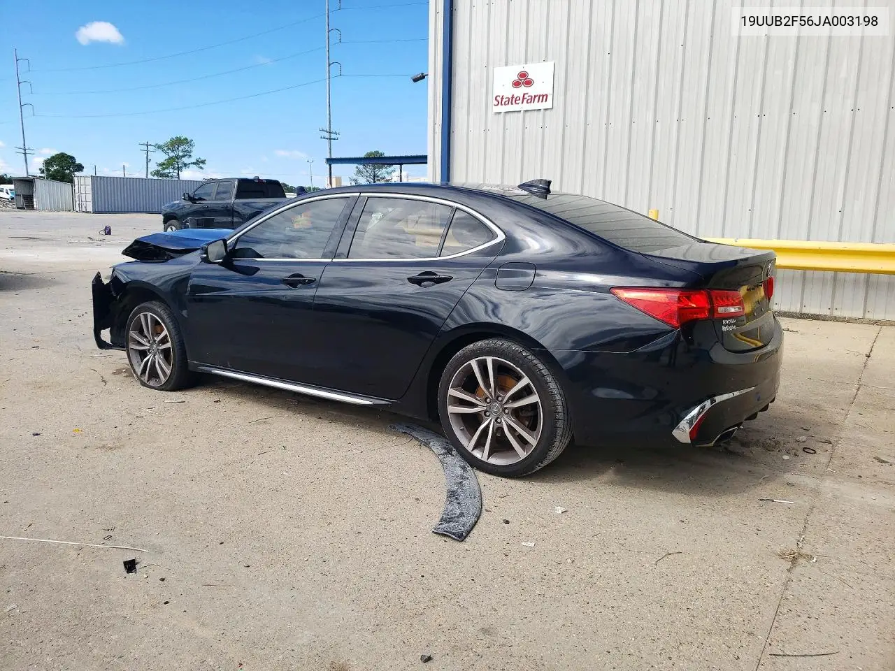 2018 ACURA TLX VIN 19UUB2F56JA003198 — фото 2