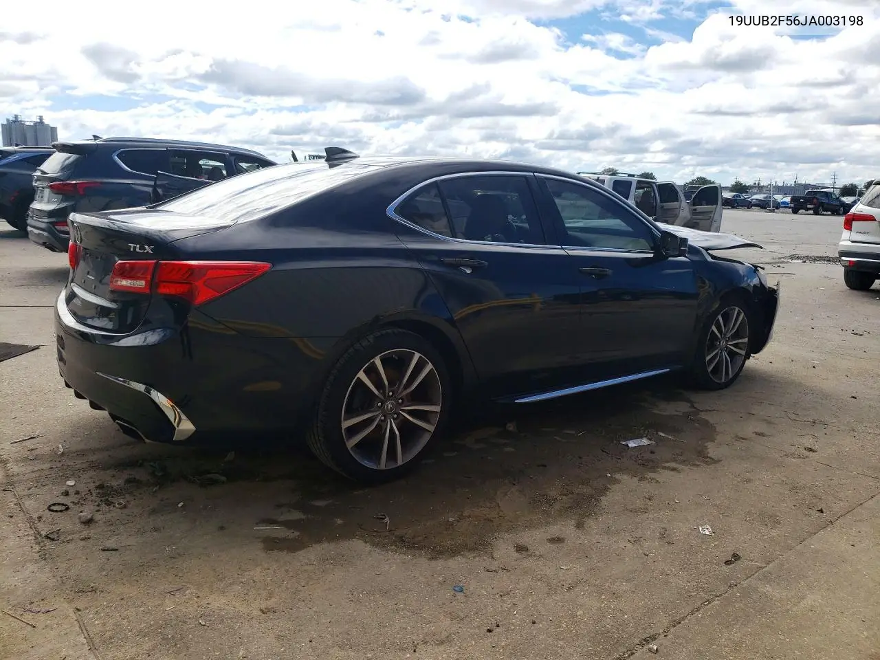 2018 ACURA TLX VIN 19UUB2F56JA003198 — фото 3