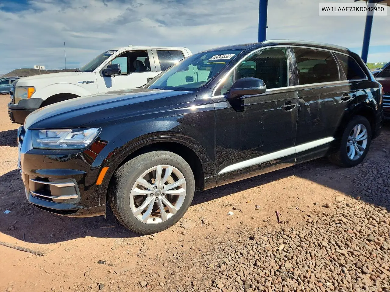 AUDI Q7 2019, VIN WA1LAAF73KD042950