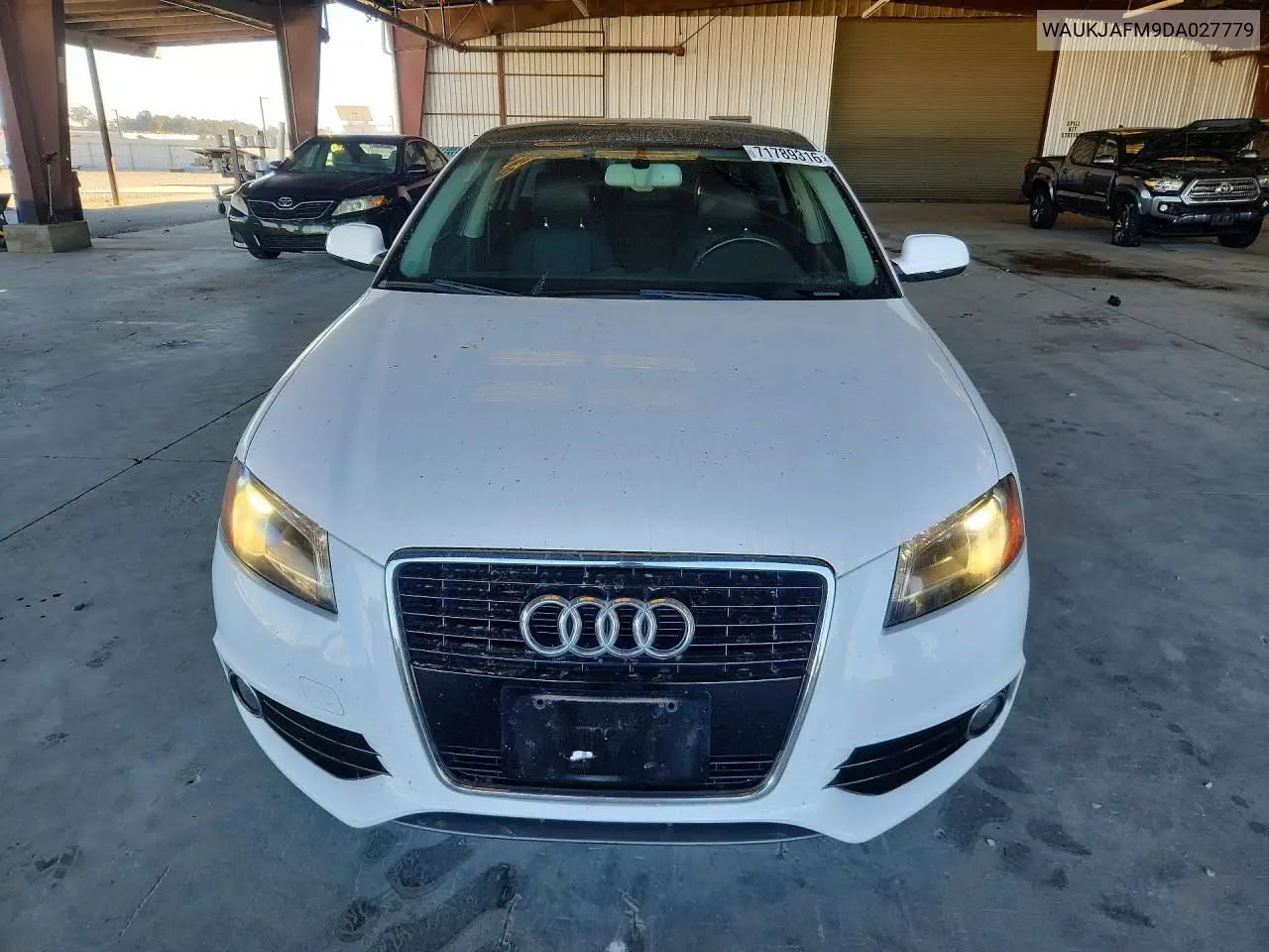 2013 AUDI A3 VIN WAUKJAFM9DA027779 — фото 5