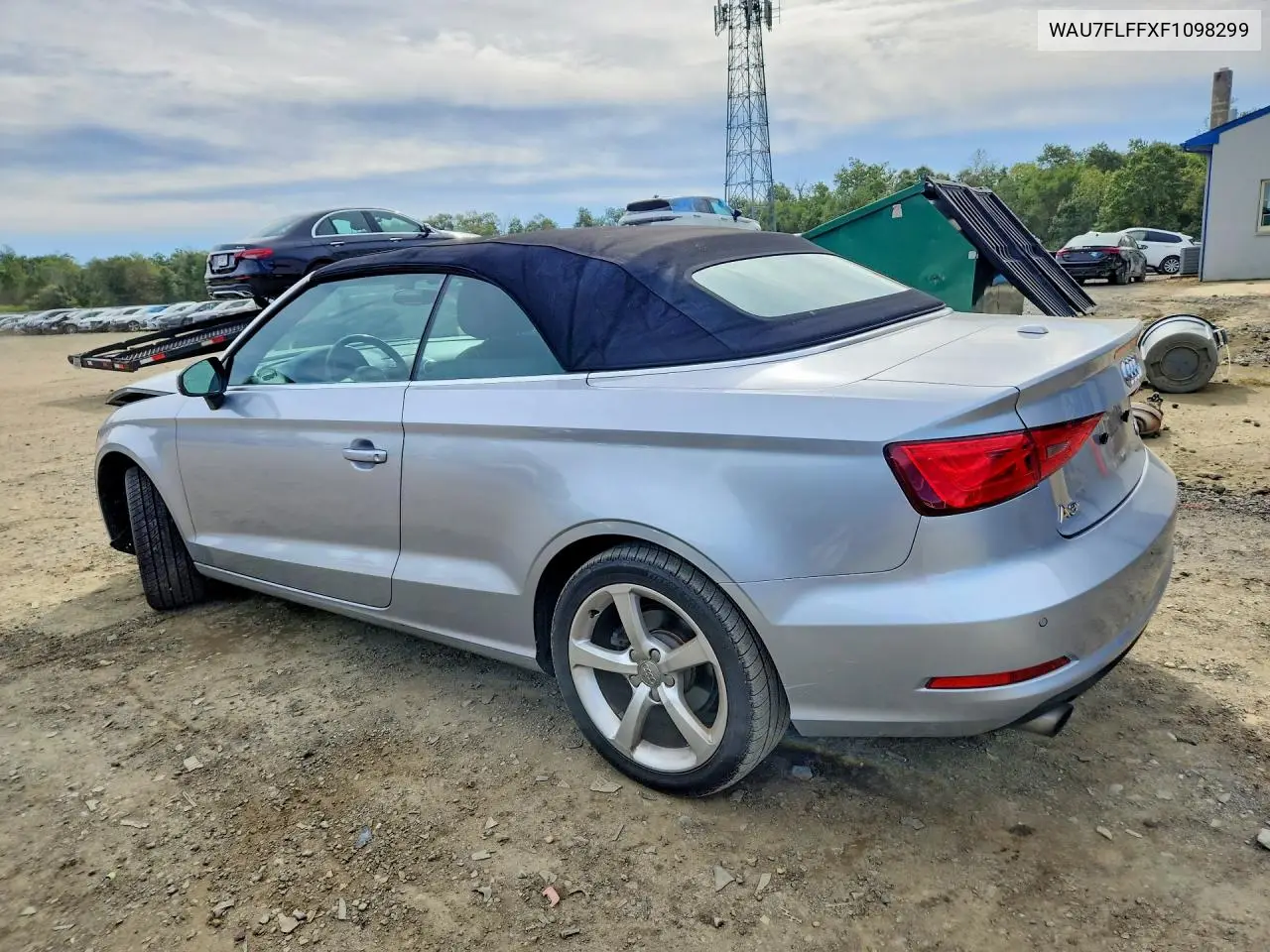 2015 AUDI A3 VIN WAU7FLFFXF1098299 — фото 2