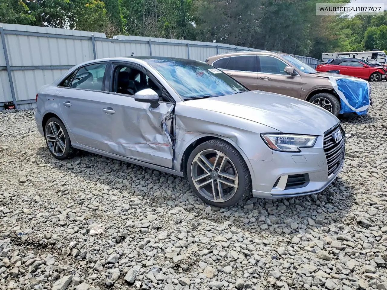 2018 AUDI A3 VIN WAUB8GFF4J1077677 — фото 4