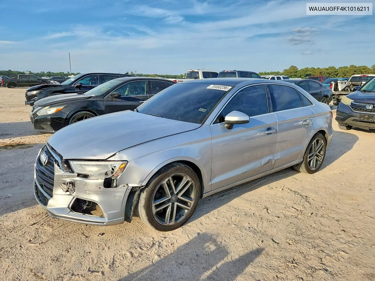 AUDI A3 2019, VIN WAUAUGFF4K1016211