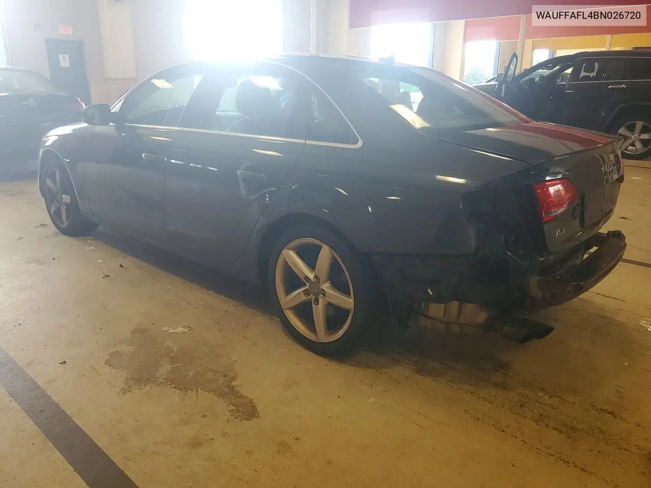 2011 AUDI A4 VIN WAUFFAFL4BN026720 — фото 2