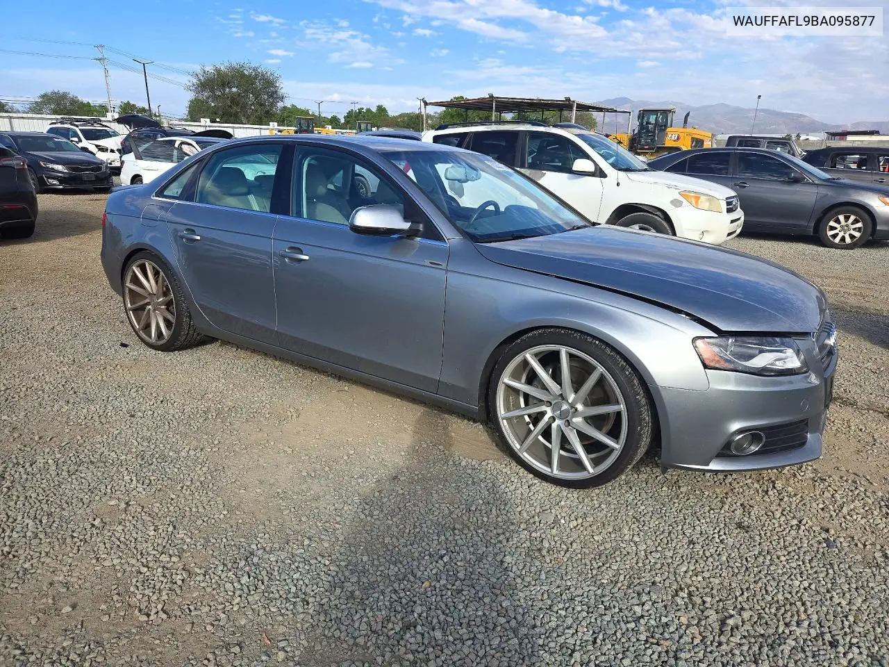 2011 AUDI A4 VIN WAUFFAFL9BA095877 — фото 4
