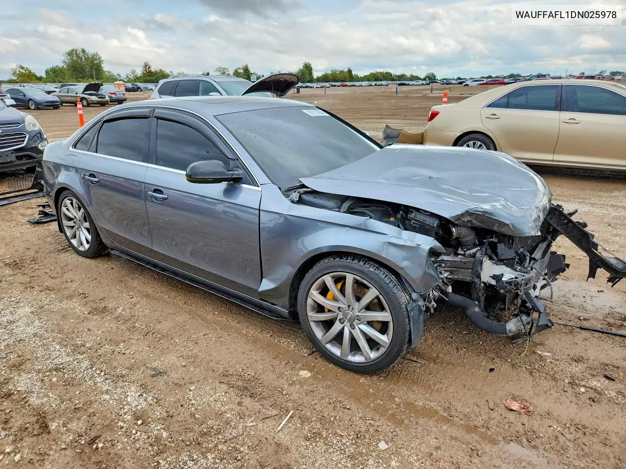 2013 AUDI A4 VIN WAUFFAFL1DN025978 — фото 4