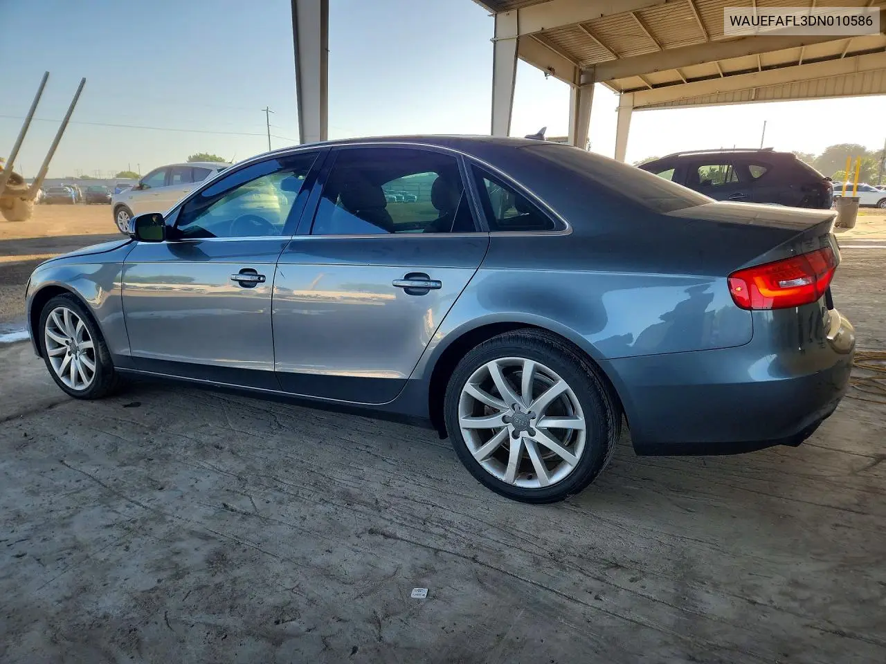 2013 AUDI A4 VIN WAUEFAFL3DN010586 — фото 2