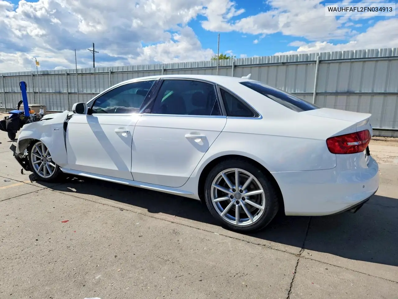 2015 AUDI A4 VIN WAUHFAFL2FN034913 — фото 2