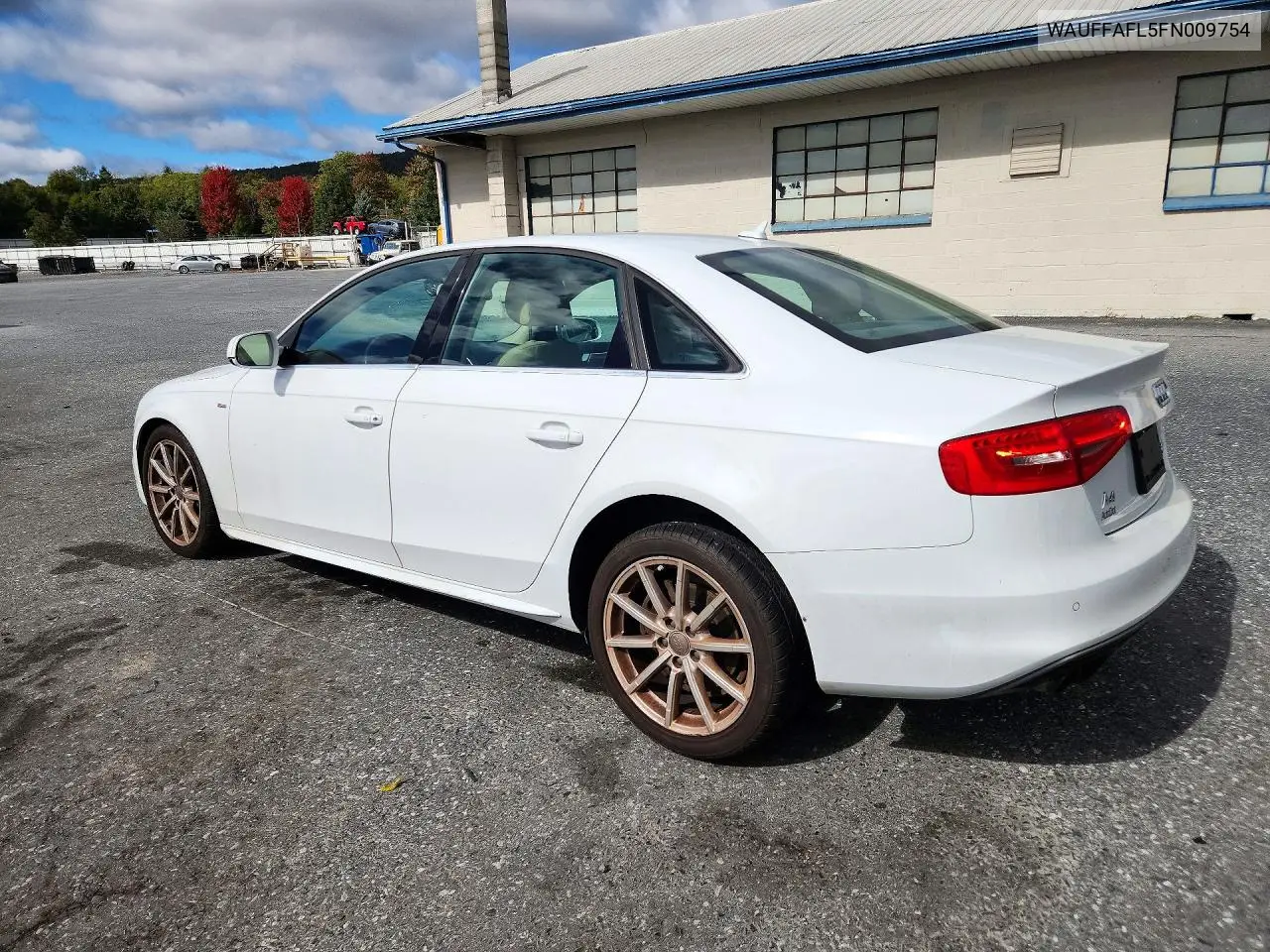 2015 AUDI A4 VIN WAUFFAFL5FN009754 — фото 2