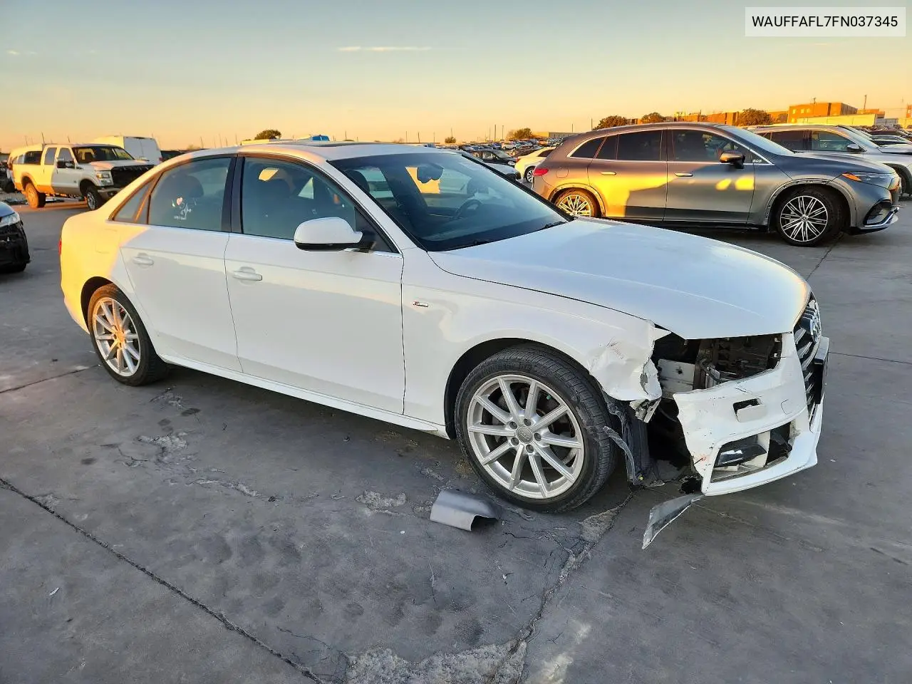 2015 AUDI A4 VIN WAUFFAFL7FN037345 — фото 4