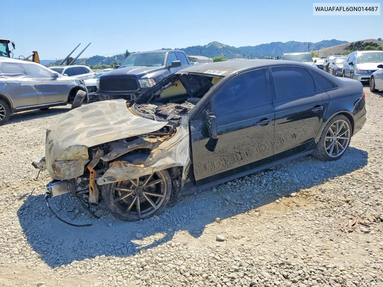 AUDI A4 2016, VIN WAUAFAFL6GN014487