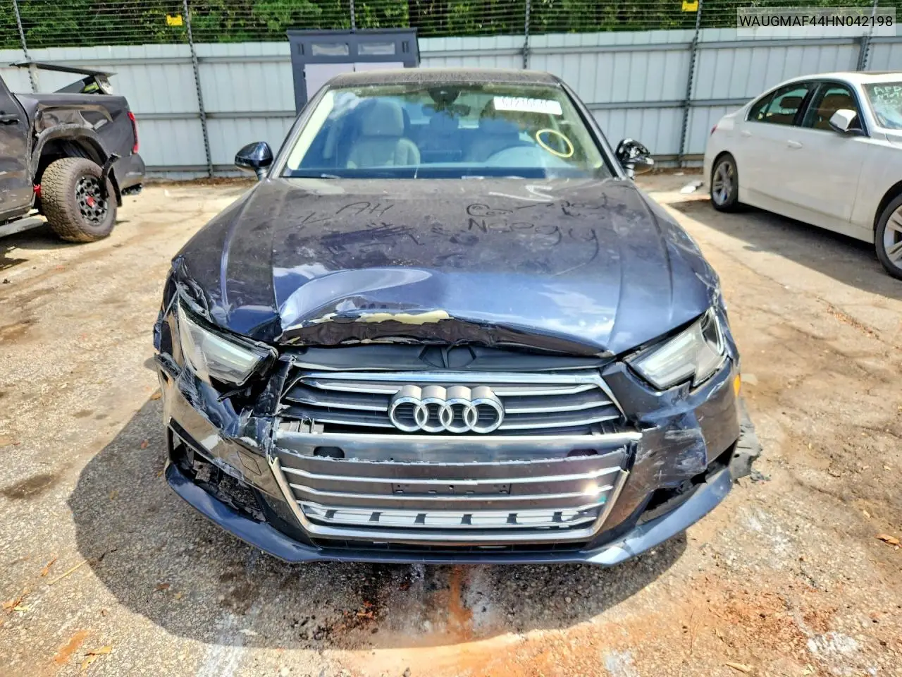 2017 AUDI A4 VIN WAUGMAF44HN042198 — фото 5