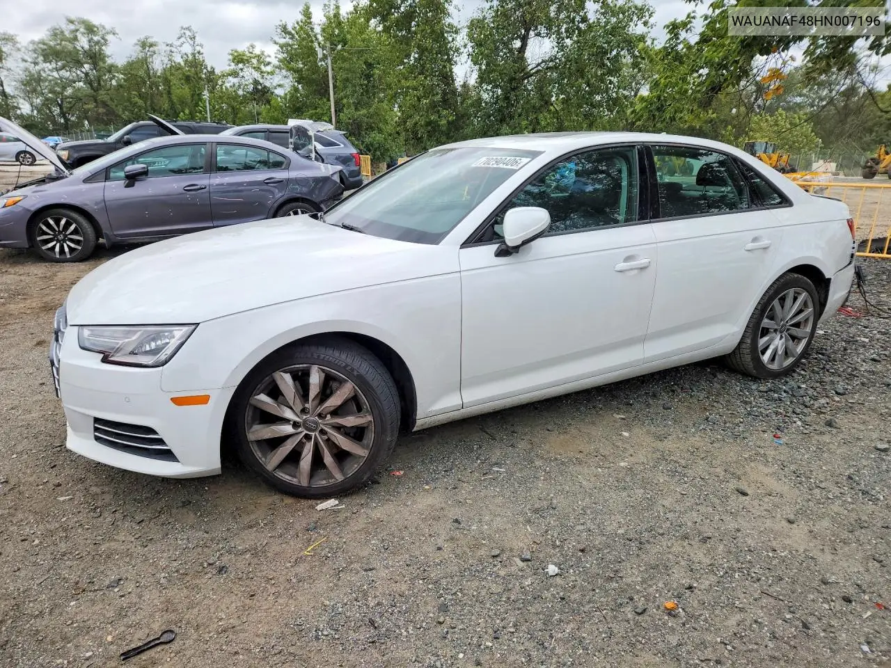 AUDI A4 2017, VIN WAUANAF48HN007196
