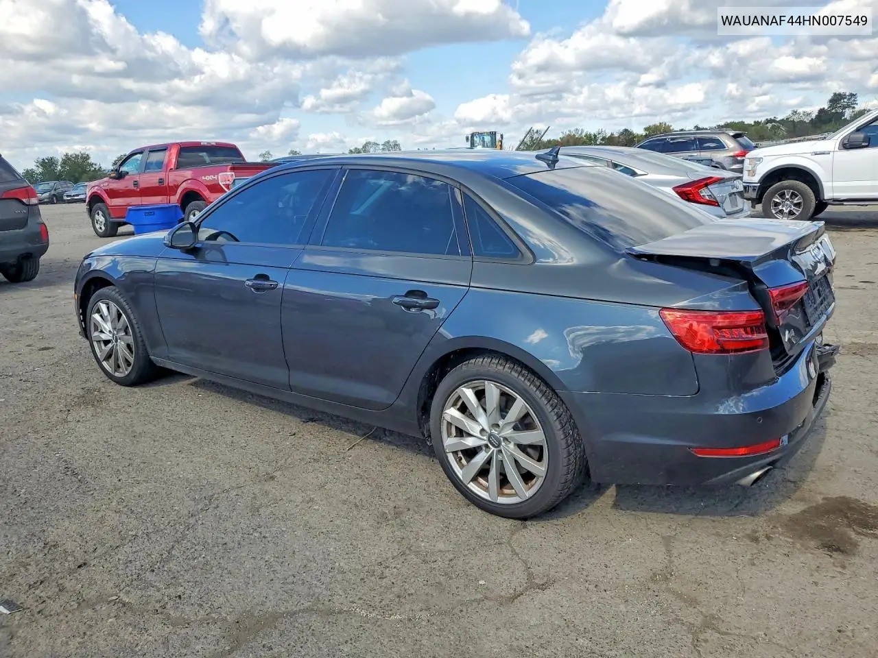 2017 AUDI A4 VIN WAUANAF44HN007549 — фото 2