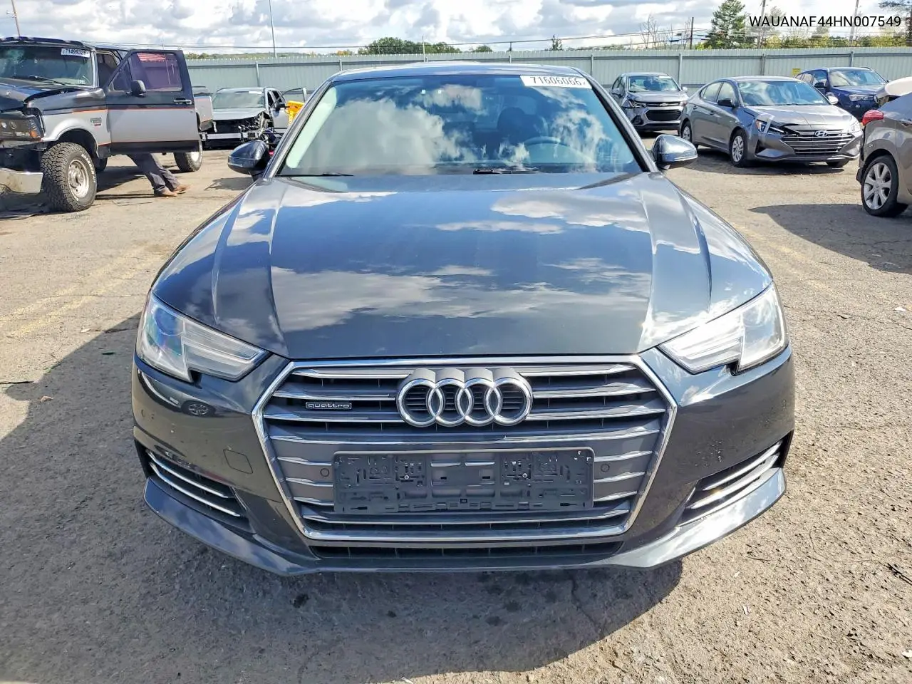 2017 AUDI A4 VIN WAUANAF44HN007549 — фото 5