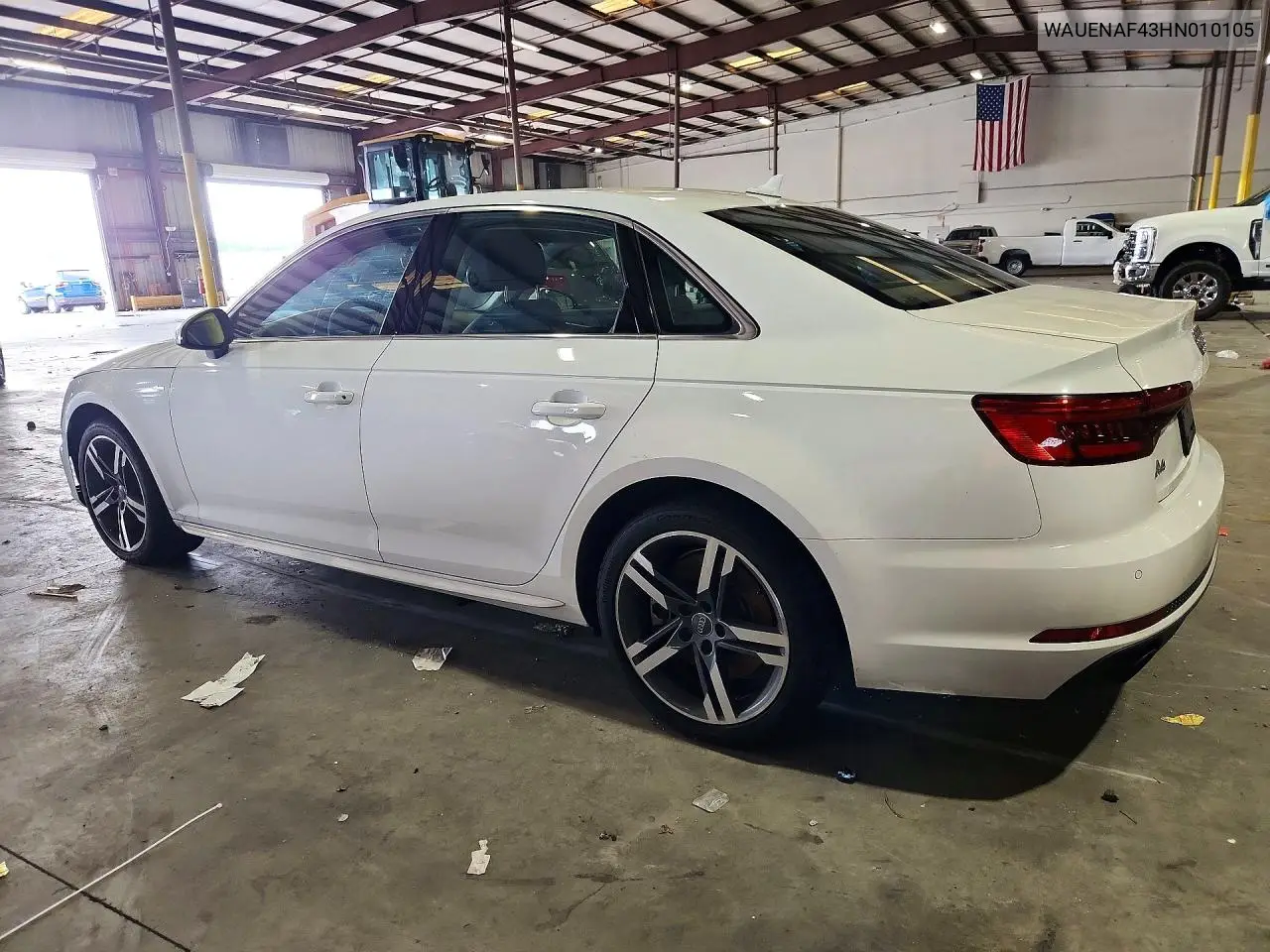 2017 AUDI A4 VIN WAUENAF43HN010105 — фото 2