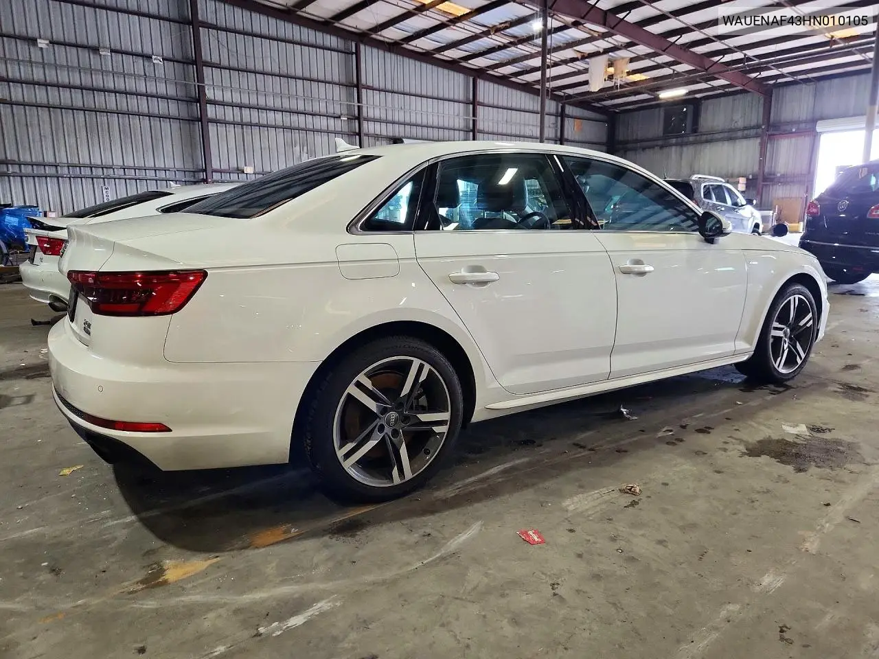 2017 AUDI A4 VIN WAUENAF43HN010105 — фото 3