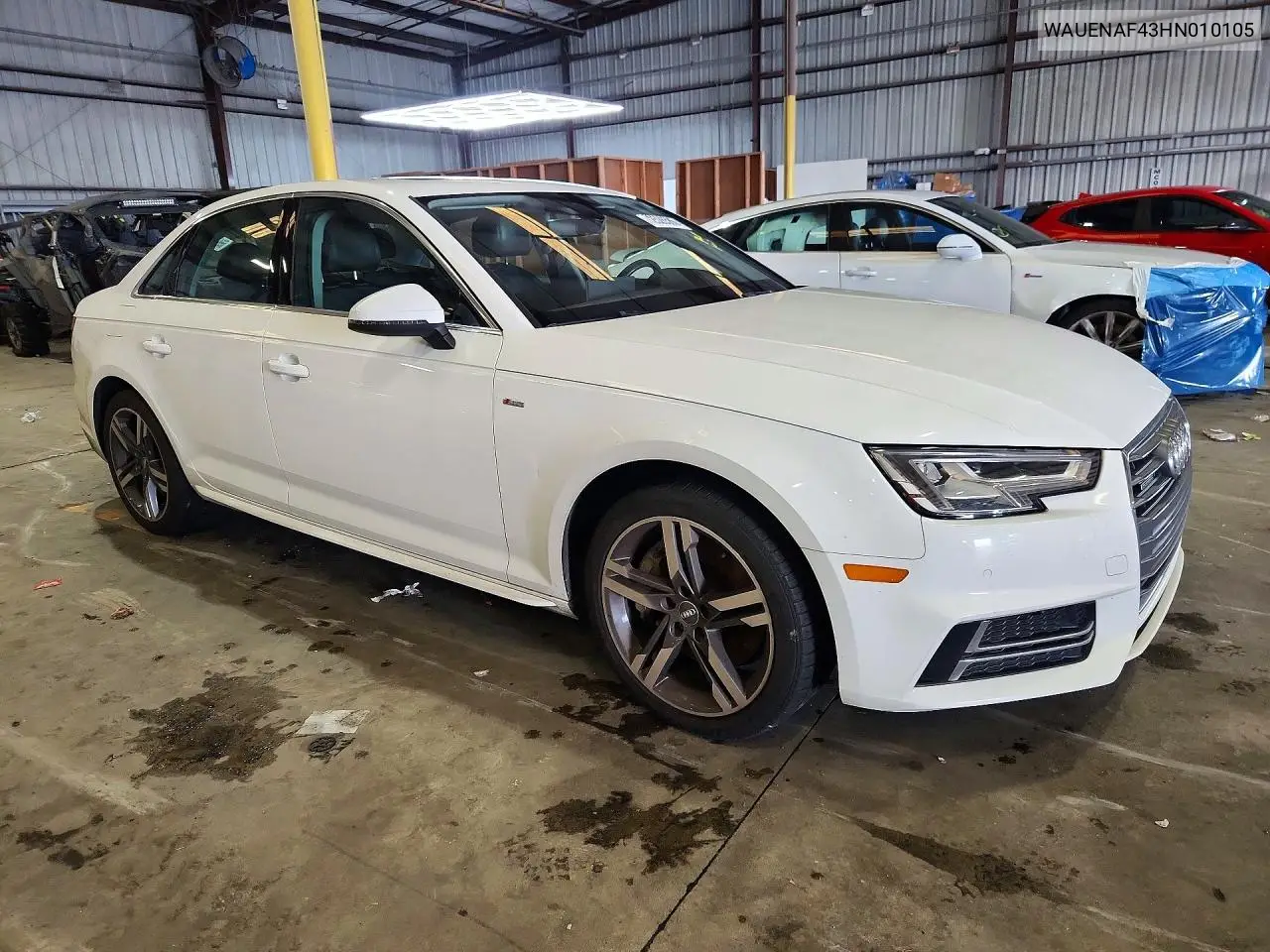 2017 AUDI A4 VIN WAUENAF43HN010105 — фото 4