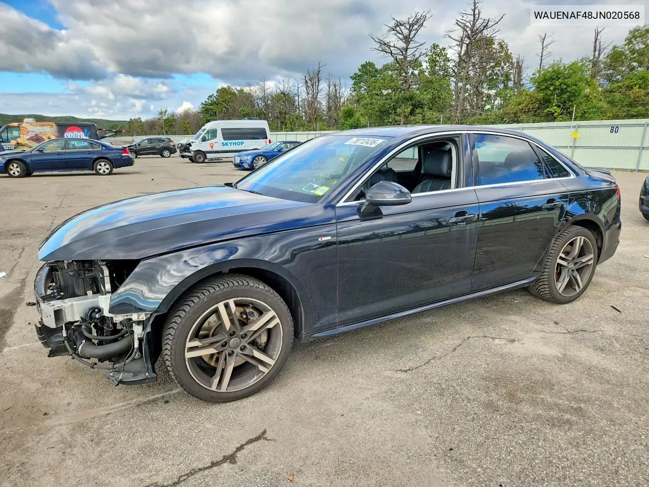 AUDI A4 2018, VIN WAUENAF48JN020568