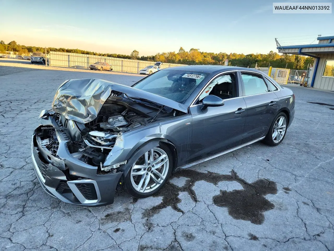 AUDI A4 2022, VIN WAUEAAF44NN013392