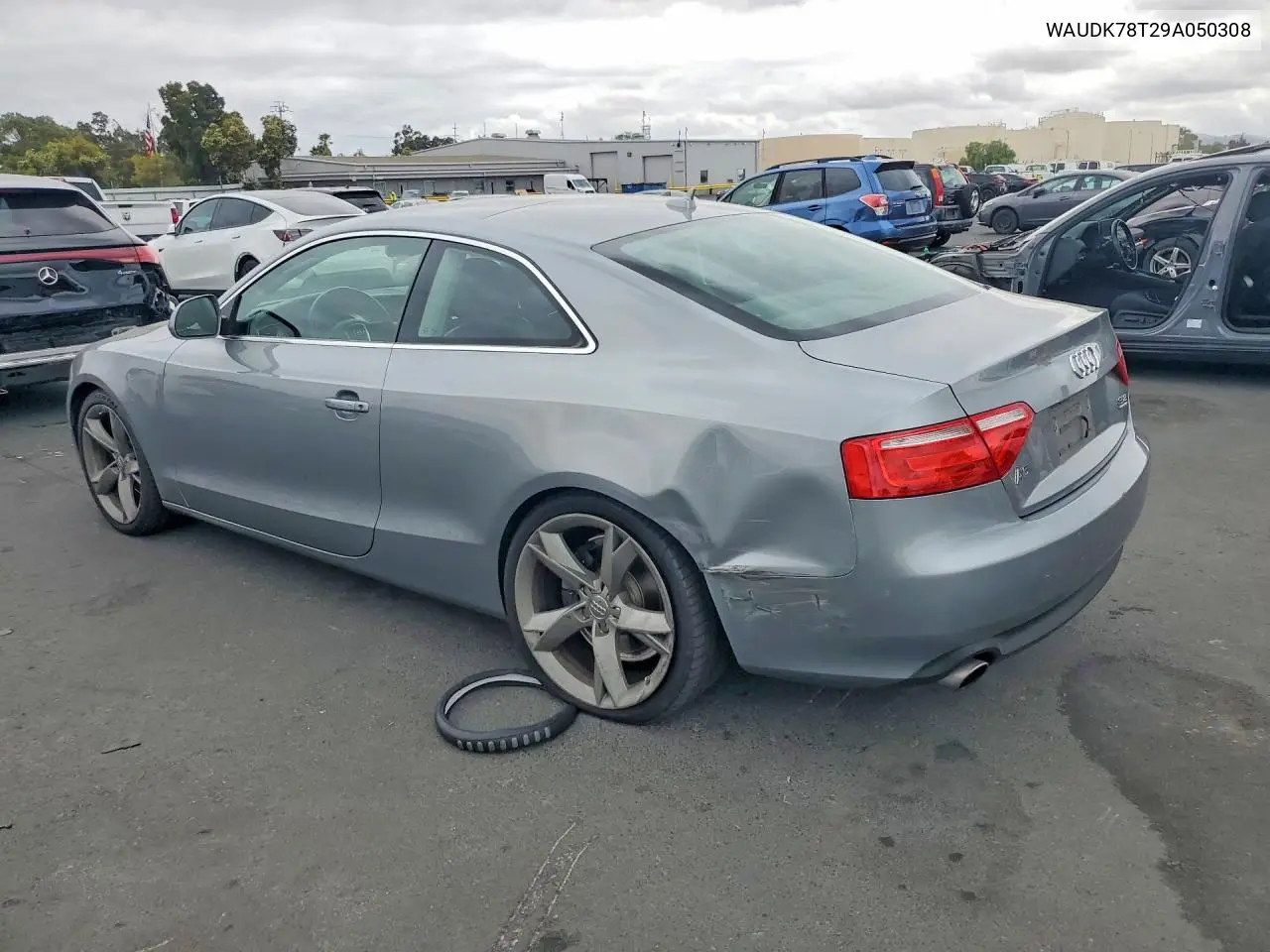 2009 AUDI A5 VIN WAUDK78T29A050308 — фото 2