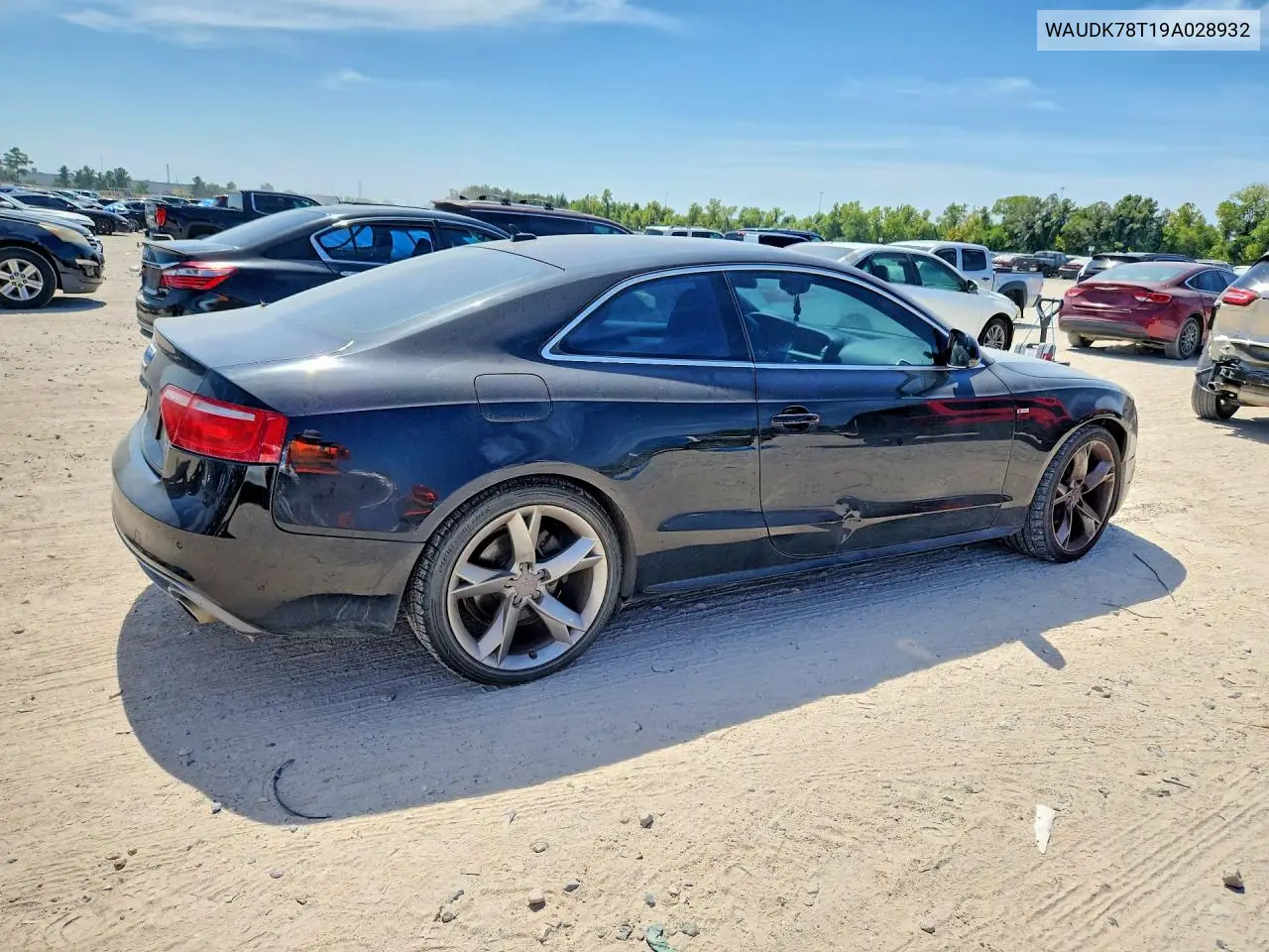 2009 AUDI A5 VIN WAUDK78T19A028932 — фото 3